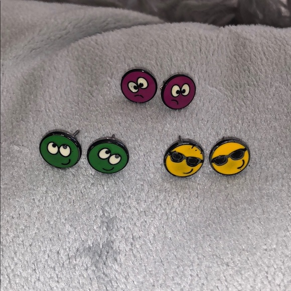 Emoticon earring set - Picture 1 of 4